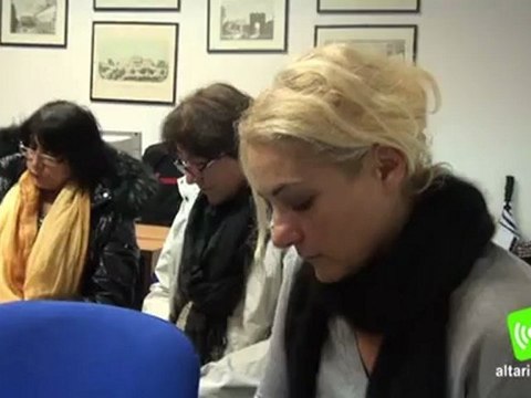 Farmacista sventa rapina con uno sgabello, ladro arrestato