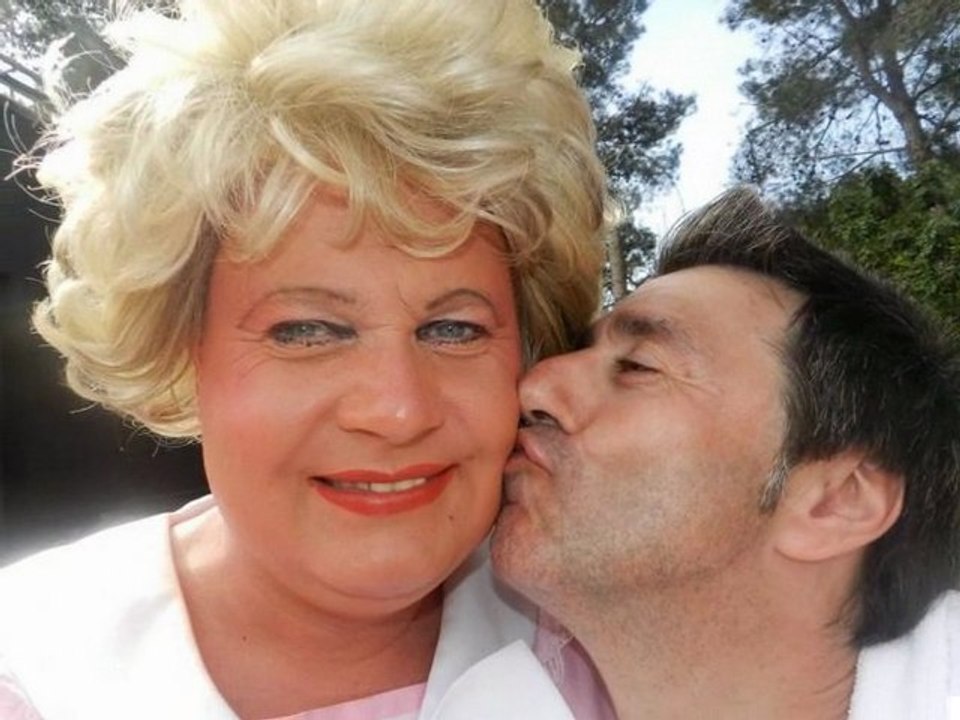 Reisebüro Fella Hammelburg Video Urlaubsvideo Chris Alexandros küsst Olga Orange Schlagerreise 2012 mit Olga Orange Hubert Fella und Matthias Mangiapane