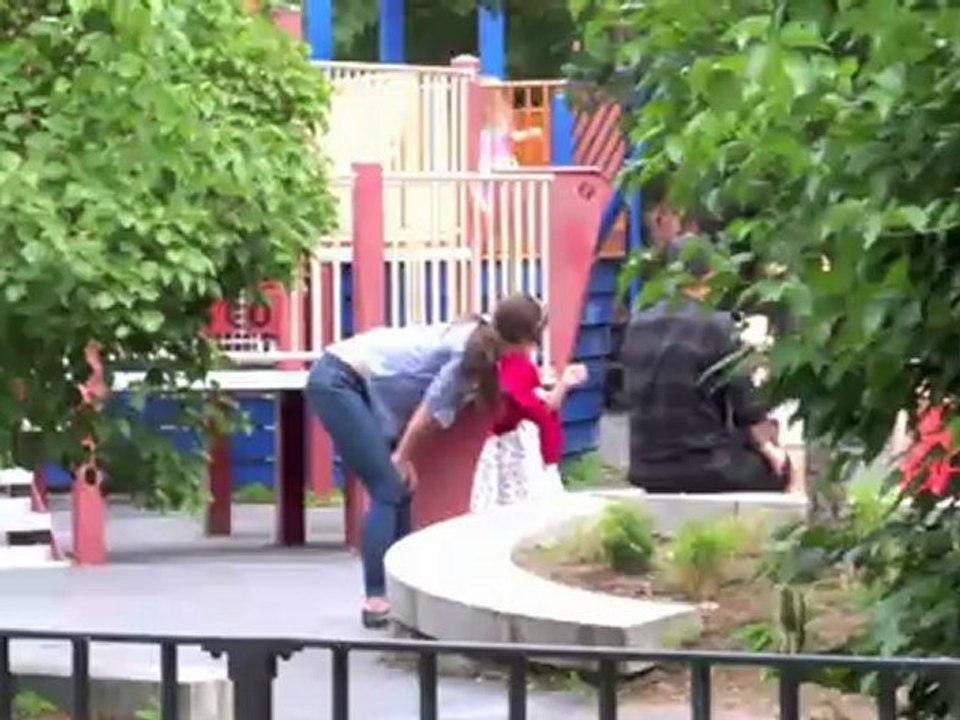 Katie Holmes fährt alleine nach Ohio