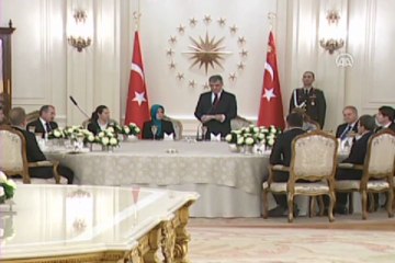 Gül öğretmenleri köşkte ağırladı