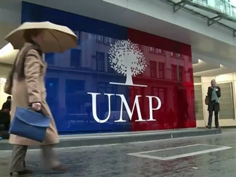 En crise, l'UMP est suspendue à la médiation de Juppé