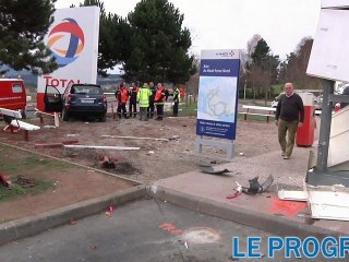 Loire: une voiture folle percute un piéton sur une aire de l'A89