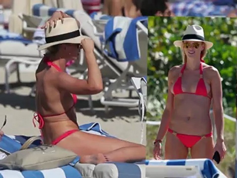 Anne V en bikini montre à Adam Levine ce qu'il loupe