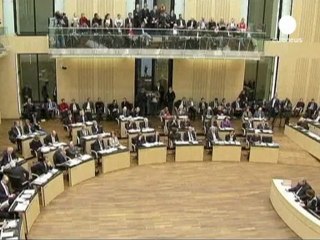 Les parlementaires allemands rejettent l'accord fiscal...