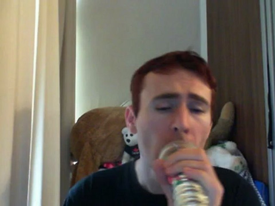 Wiwi égratigne "mens moi" de Merwan Rim