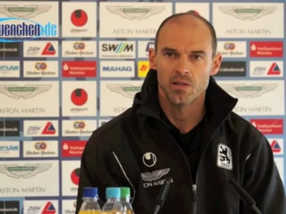 TSV 1860 München: Pressekonferenz am 23.11.2012 vor dem Spiel gegen FC Union Berlin