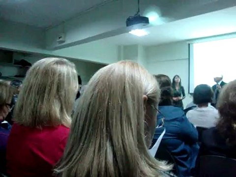 gece kirpikli kadın