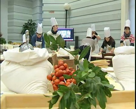 A SCUOLA DI ORECCHIETTE MATERA 24-11-2012