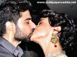 Hot Gul Panag Sexy kiss