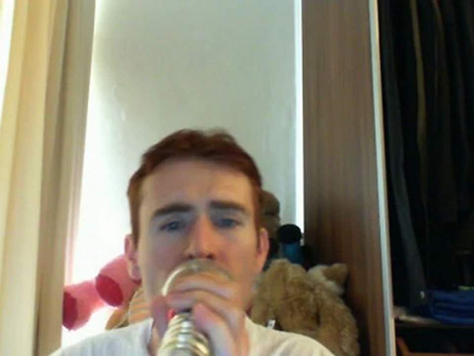 Wiwi égratigne "islands in the stream" de Dolly Parton & Kenny Rogers