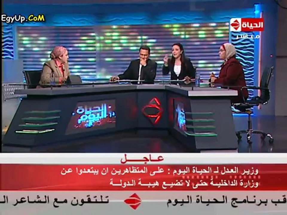 وزير العدل مكى الرئيس مرسى يقول من خلال الاعلان يا عالم يا هو خرجونا من النفق المظلم و انا لم اقل ما فى قلبى اموت