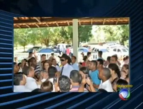 As Mansoes do Apostolo Valdemiro Boiadeiro - Record 03/2012