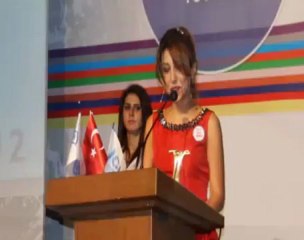 Evrim Gözener, JCI 'TOYP 2012' Türkiye Özel Ödülü'nü aldı.