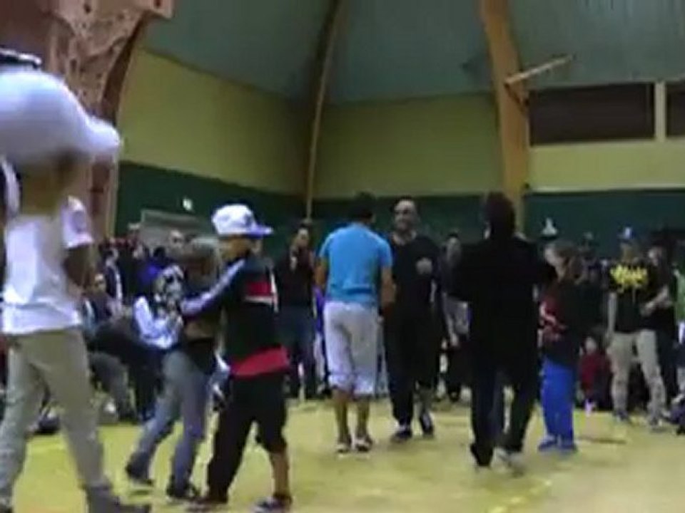 animal crew vs blazin'connection