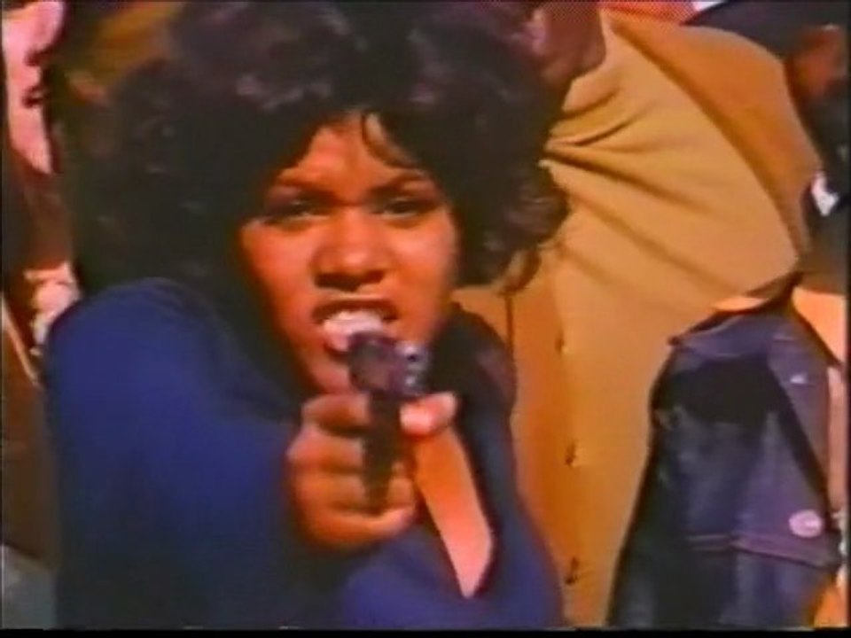 The Bus Is Coming - Trailer (1971)