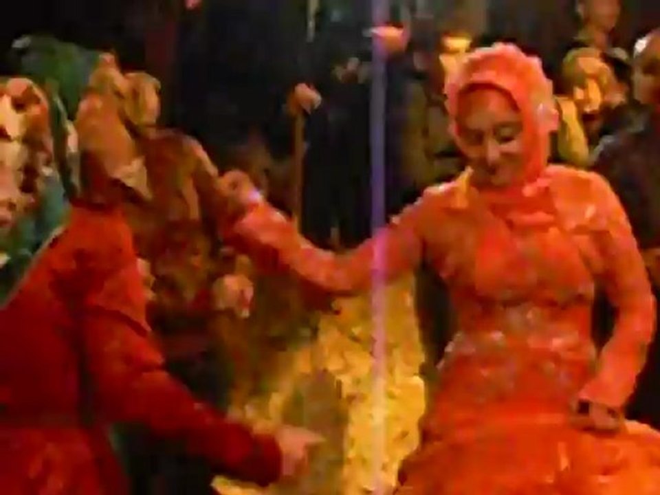 25. kasim  2012.Yeni köy muhtarinin kizinin nisan eylencesi. 027