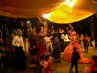 25. kasim  2012.Yeni köy muhtarinin kizinin nisan eylencesi. 028