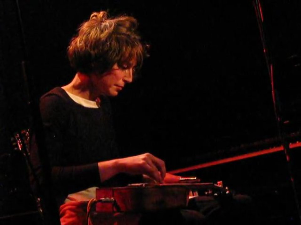 Lior Shoov avec le Megaphone Tour à A Thou Bout d'Chant, Lyon, novembre 2012