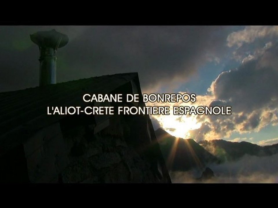 Cabane de BONREPOS et vue sur le pic de MONTABONE