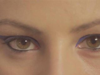 How to Apply 2 Different Make-Up Designs