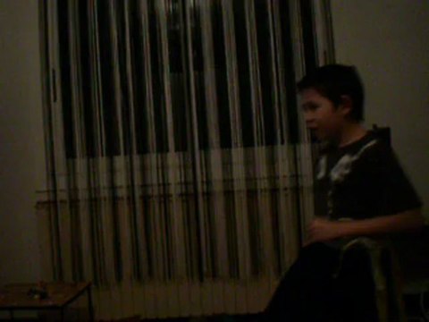 VIDEO NUNCHAKU ET COUP DE PIED SAUTE