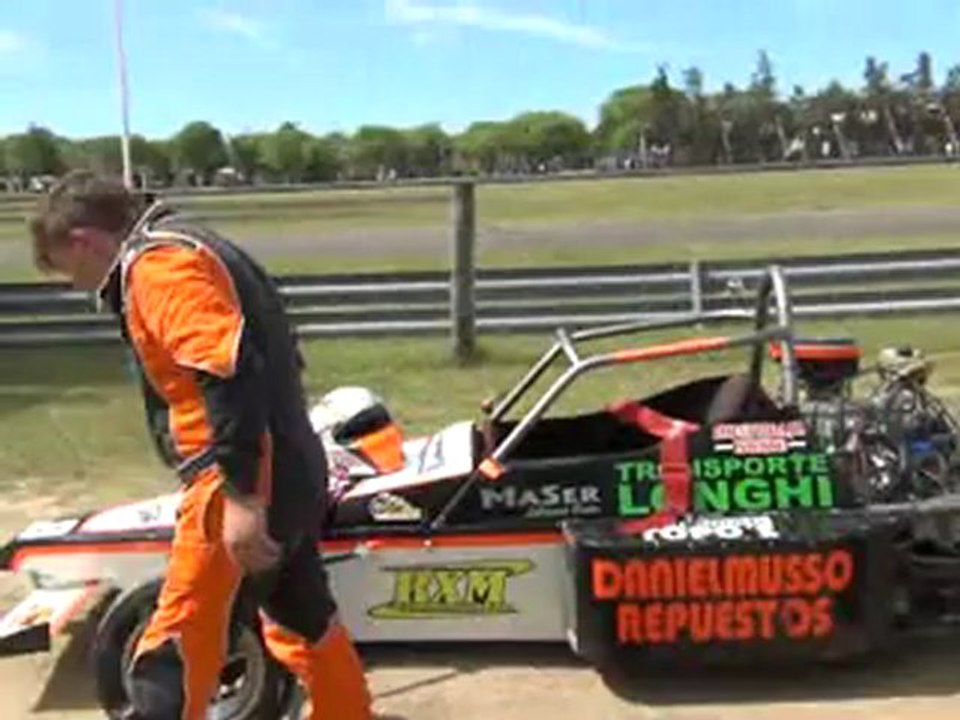 2012-11-25 - LIMITADA - Serie (Nico Feresin)