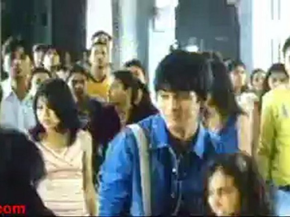 Jaane Tu Ya Jaane Na 2008 Online Stream_clip1