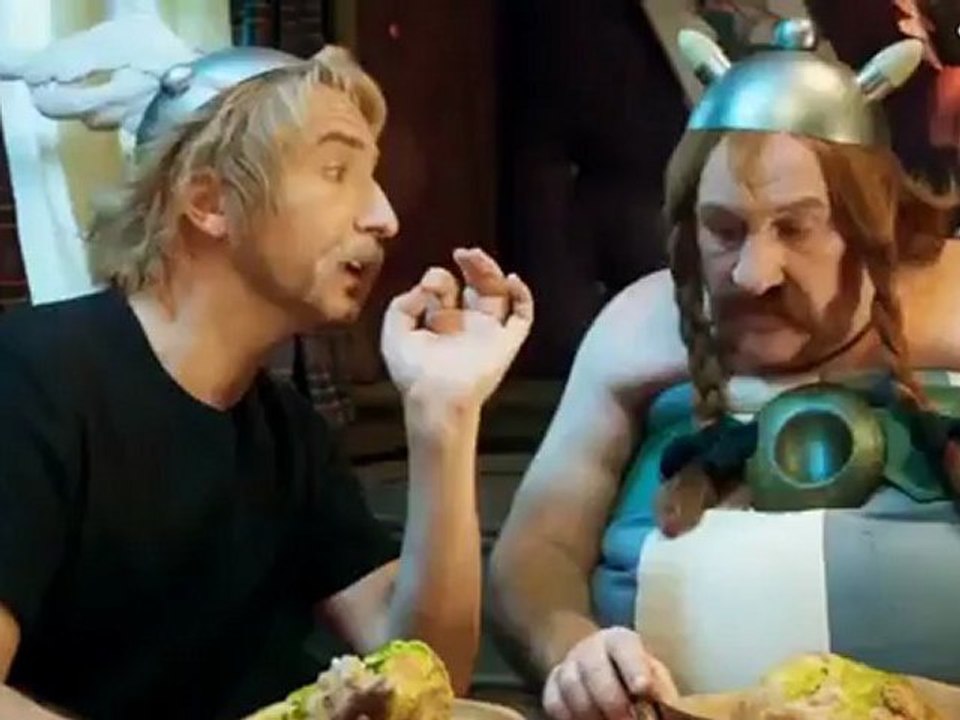 CHANNELTVICINE.Astérix y Obélix. Al servicio de su majestad