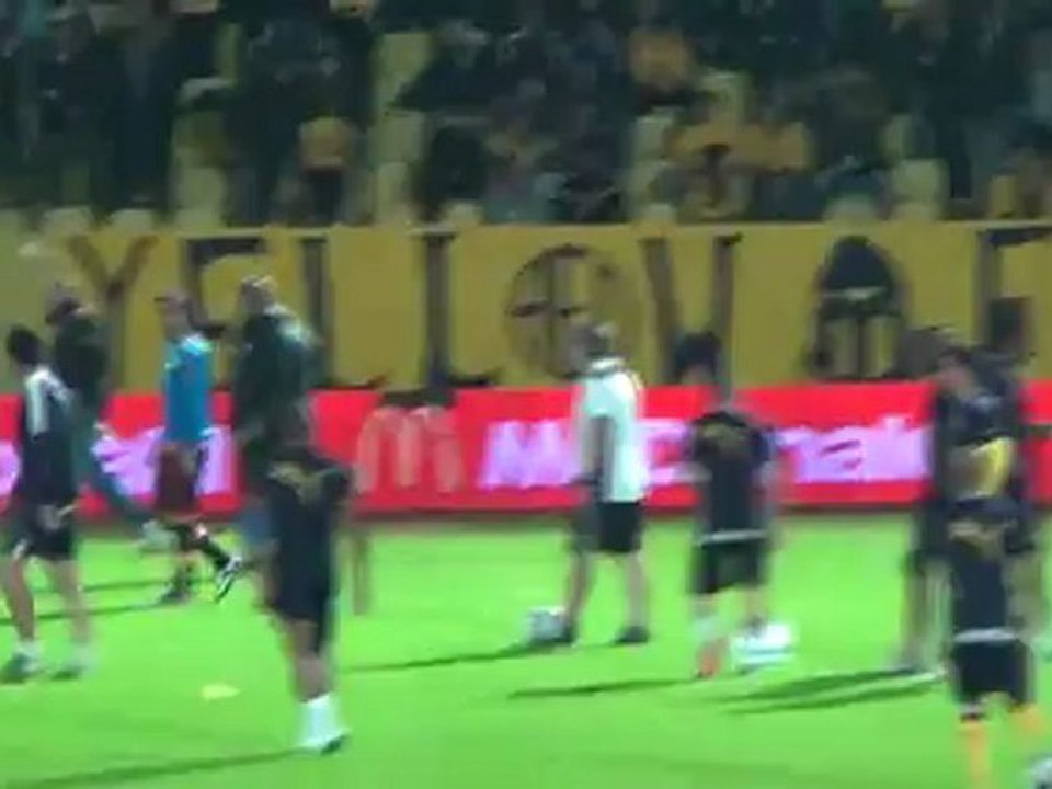 ΑΕΛ-ΑΠΟΕΛ-προθέρμανση ΑΕΛ (1)