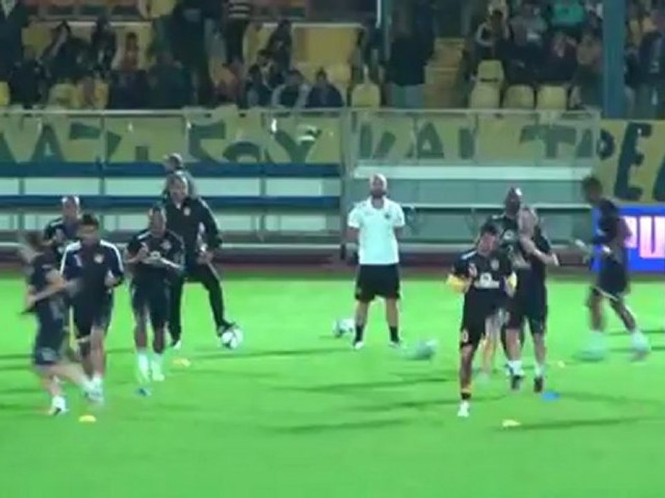 ΑΕΛ-ΑΠΟΕΛ-προθέρμανση ΑΕΛ (2)