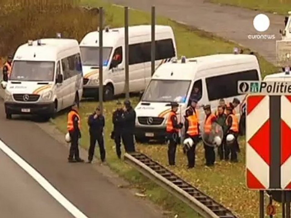Dairy farmers hit Brussels in protest over low prices