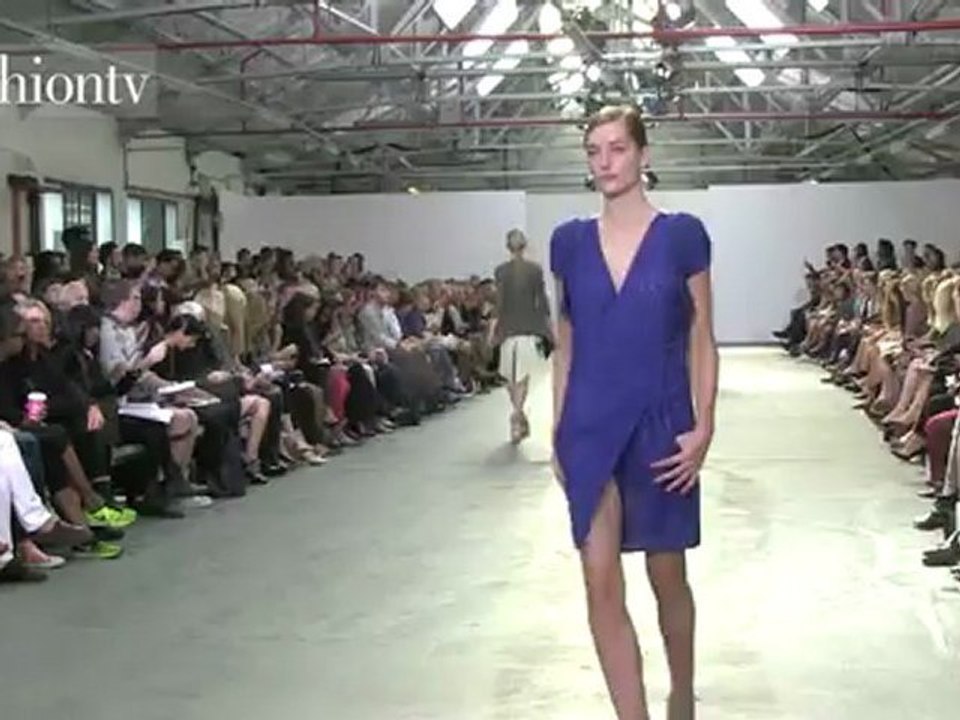 Antonio Berardi Spring 2013 Show - London FW | FashionTV