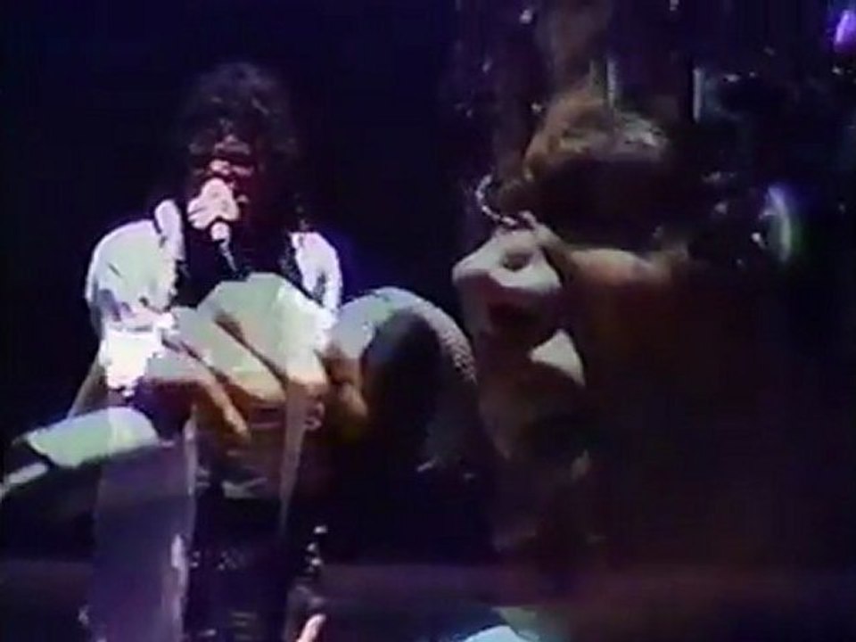 Michael Jackson - Dirty Diana Live At Wembley