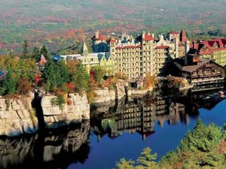 Chocolatier Oliver Kita’s Golden Ticket Contest