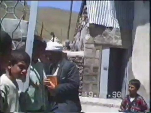 Görüntü: Nimet KAMER Haz: Mevlüt YAYLACI tekmankatranli.tr.gg