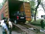 BLACK WAGNAR CAR LOADING
