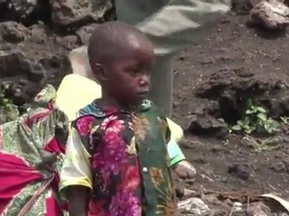 Thousands flee DR. Congo violence