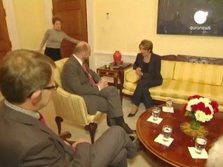 US political parties remain at odds over raising taxes