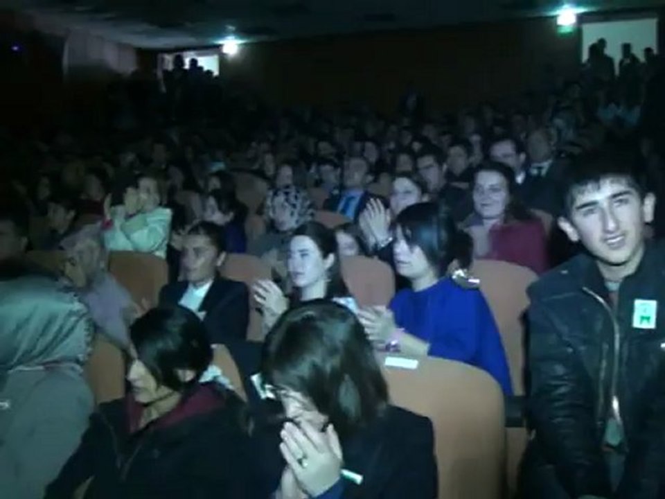 oğuzhan Hançer öğretmenler Gününde Öğretmenlerine Hediye Etttiği şiir