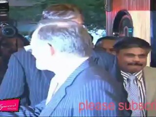 Can Amitabh Bachchan be the next ''James Bond 007'' ?