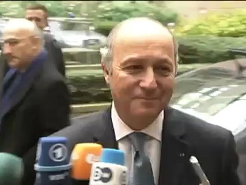 Laurent Fabius s'exprime sur la Syrie à son arrivée à Bruxelles (19/11/2012)