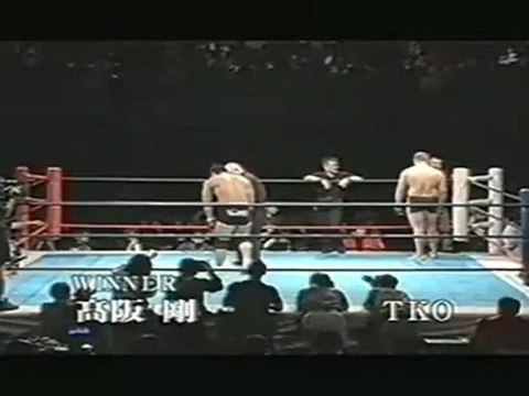 005 - Fedor Emelianenko Vs Tsuyoshi Kohsaka - RINGS - 22-12-2000