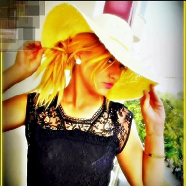 Çiçek Bahar Yalan Gözlüm