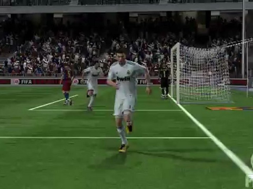 LDC 1/2 retour Barcelone - Real Madrid : ballon piqué de Lewel