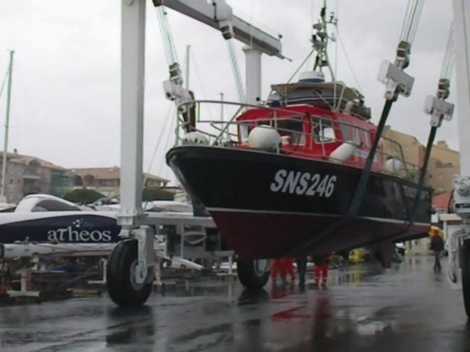 Carénage SNS 246 Port Fréjus 26-11-2012