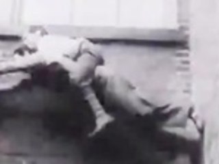 Parkour in 1930s Style 🏃‍♂️