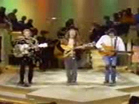 Crosby, Stills, Nash and Young - Down By The River (Live 1969)