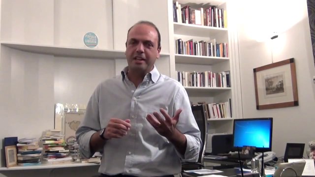 Alfano - Primarie Pdl, si parte! (22.11.12)