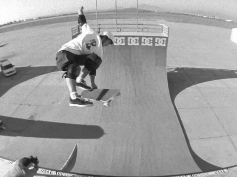 Waiting For Lightning - Colin McKay Bonus Cut - DC Shoes