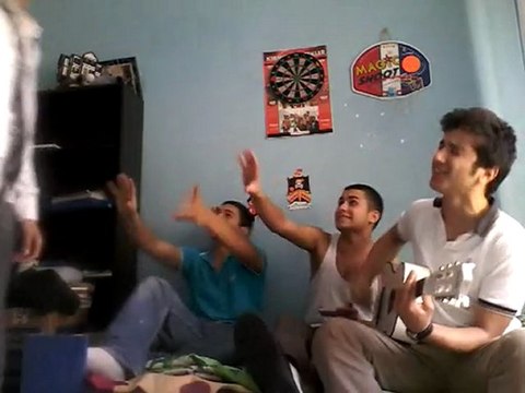 Muto ve saz arkadaşları :)